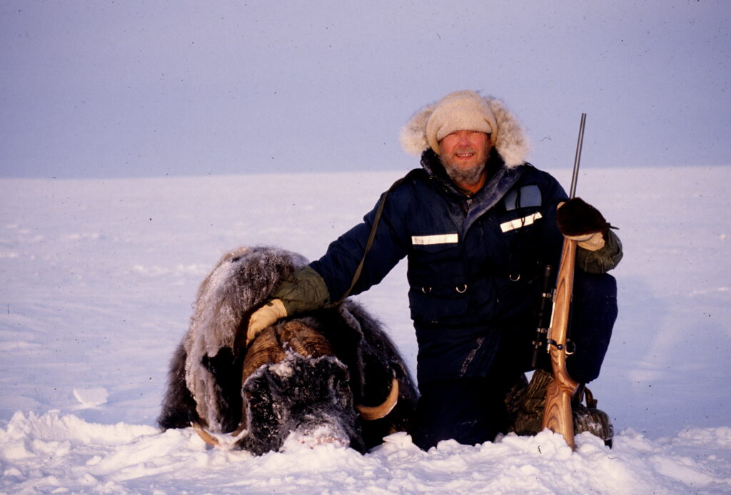 Hunting with the Inuits in the Arctic